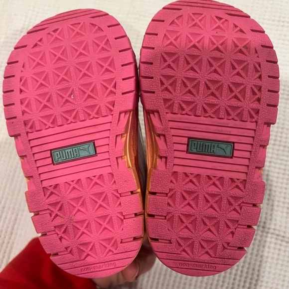 🧡 5 for $25 🧡 PUMAS! - Picture 5 of 5